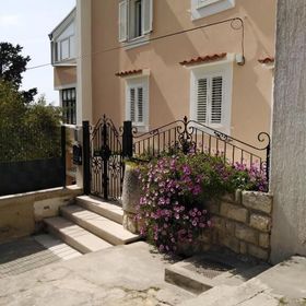 Apartmanok Parkolóhellyel Mali Losinj, Losinj - 23816 Mali Lošinj