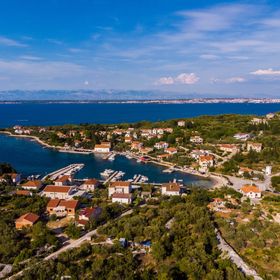 Apartments Cozy Lukoran