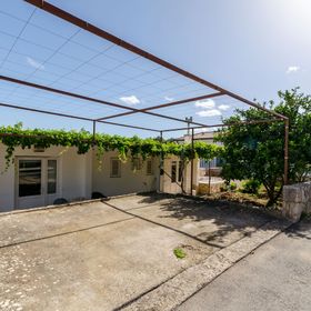 Apartment Rustic Jelsa