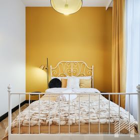 Kolorova Apart - Yellow Łódź 