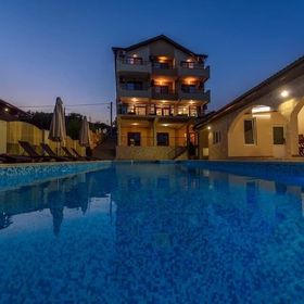 Pensiunea Alex&Restaurant Eșelnița