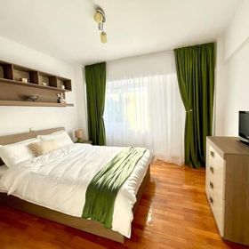 Valcea Northside Spacious Apartment București