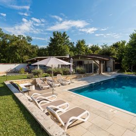 Ház Családok Részére Medencével Lovrecica, Umag - 22979 Lovrečica