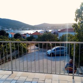 Apartments Nar Vinisce