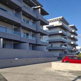 Apartment Lana Donji Seget