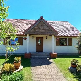 Domy Do Wynajęcia nad J. Niegocin ul. Akacjowa 14 Rydzewo