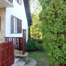 Cseresznyefa Virága Vendégház Vonyarcvashegy