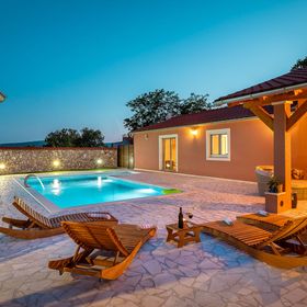 Villa Nika Konjevrate