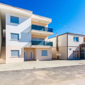 Apartment Brcina Vir