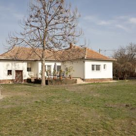 A poroszlói ház Poroszló