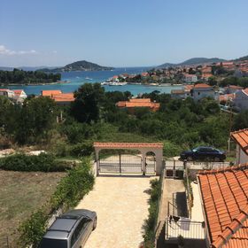 Apartmanok Parkolóhellyel Preko, Ugljan - 23327 Preko