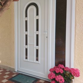 Taviszellő Apartmanok Balatonföldvár