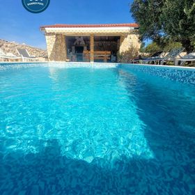 Apartment Maria Pirovac II