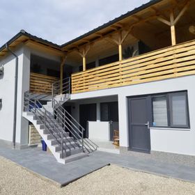 Casa 10 Steaguri Costinești