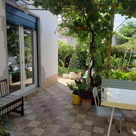 Apartment Nina Barbat