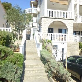 Apartmanok Parkolóhellyel Omisalj, Krk - 22474 Omišalj