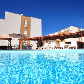 Apartments Village 2 Nin 