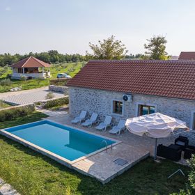 House Stone Curlew 3 Lišane Tinjske