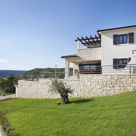 Villa Royal Blue Trget