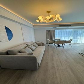 Apartament Premium White Titanic Mamaia