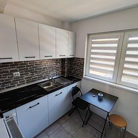 Nicolle Studio 2 Pitești 