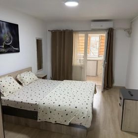 Nicolle Studio 3 Pitești