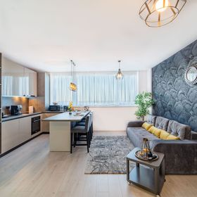 Skyline Sunset View - XCity Tower Apartment Timișoara