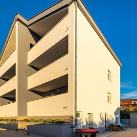 Apartman Gornji Karin - CDI797