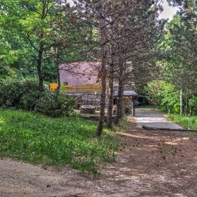 Erdő Mélyén Házikó Dörgicse