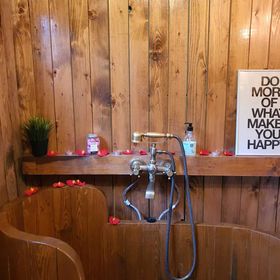 Meredély Kunyhószállás Leányfalu