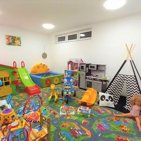 Leśny Zakątek z sauną, basenem i jacuzzi Tupadły