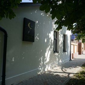 Holdfény Apartman Makó