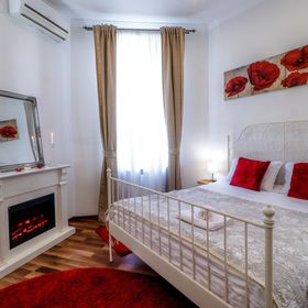 Downtown Central University Apartament București