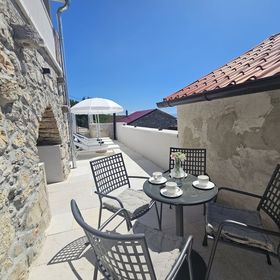 Holiday Home Lokvica Dramalj