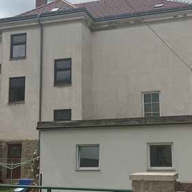 Frühstückspension AlteVolksschule Heinrichs