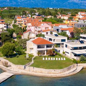 Apartments Batela Privlaka