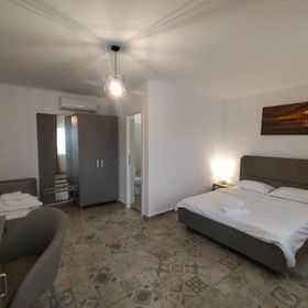 Casa Viviana Vama Veche