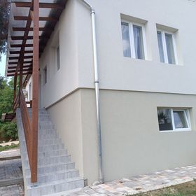 Eco-Wood Family Vendégház Ostoros