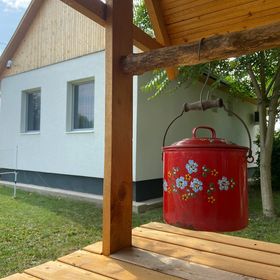 Napfény Vendégház Sarud