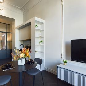 Hoża 39 Warszawa | Wyjątkowy Apartament | Biurko