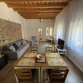 Vörös Patak Apartmanház Balatonfűzfő