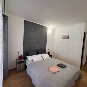 Lola Apartman Eger