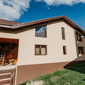 Edant House Poienari