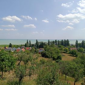 Aranykagyló Vendégház Szigliget