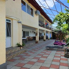 Pensiunea Nina 2 Mai