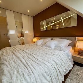 AVIRA Apartman with Free Private Garage Nyíregyháza