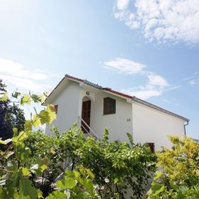 Apartment Šera Pisak