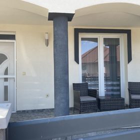 Anett Wellis Apartman Poroszló