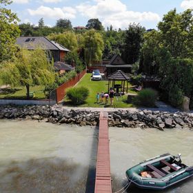 Leitner Vendègház Balatonszárszó