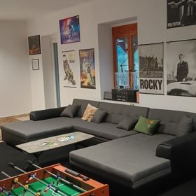 Grund Terasz Istenmezeje